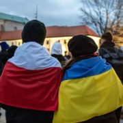 Чи хочуть українці повертатися з Польщі після війни: оцінка посла Зварича