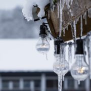 Морози до мінус 19: за аномальною спекою до України йде тріскучий холод