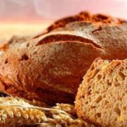 “Дефіцит і подорожчання хліба у 2023 році”: експерти пояснили, чого чекати простим українцям