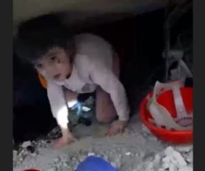 Сльози накочуються! Турецькі ЗМІ опублікували кадри, як дитина вибирається з-під завалів після землетрусу (ВІДЕО)