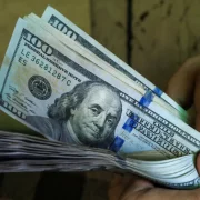 Нацбанк анонсував відмову від фіксованого курсу долара: Чим це обернеться для українців