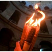 Сходження благодатного вогню в Єрусалимі 2023: Що він означає