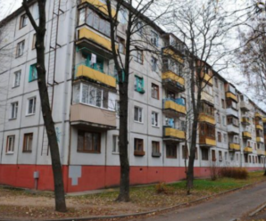 В Україні готують знесення хрущовок та панельок: закон дозволить відселяти жителів будинків