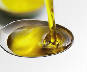 Названа найшкідливіша рослинна олія для смаження, яка провокує тяжкі захворювання
