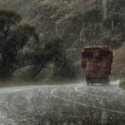 Україну поб’є градом: Синоптики попередили про нові зливи