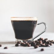 До України завезли небезпечну каву: Може викликати судоми та нудоту