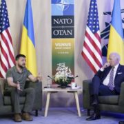 Україна на саміті у Вашингтоні може отримати своє запрошення до НАТО — Волкер