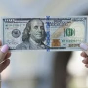 Який курс долара українці побачать до кінця тижня: банки визначились із вартістю валюти