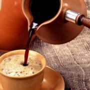 Як приготувати каву в турці: Детальна інструкція