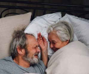 Регулярний і хороший секс після 60 років допомагає зберегти мозок здоровим до старості: дослідження