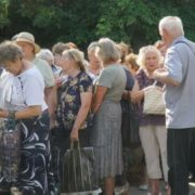 Не живуть, а виживають: скільки пенсіонерів в Україні одержують менше 3000 гривень