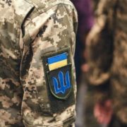 Одна з країн Європи заявила, що “ніколи не видасть” чоловіків з України, які втекли від мобілізації