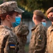 Військовий облік для жінок: чи відправлять одразу на фронт із ТЦК — з’явилося роз’яснення