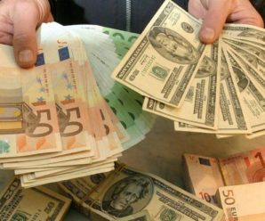 Долар лихоманить разом із євро: банки та обмінки оновили курс валют