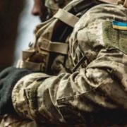 Військовий облік за кордоном: у Генштабі розповіли про правила реєстрації та санкції за порушення