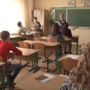 Жодних канікул: влітку українські школярі продовжать навчатися