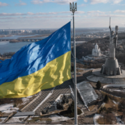 «Світ здригнеться від великої біди»: екстрасенс назвала рік, який змінить все для України