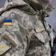 Хто з 1 червня може звільнитися з військової служби