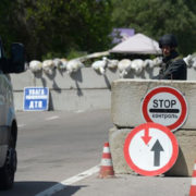 Нацгвардії України дозволять застосовувати засоби примусової зупинки автомобілів