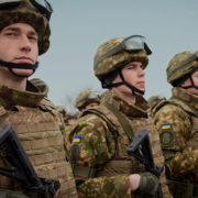 Уряд розширив програму “Контракт 18-24”