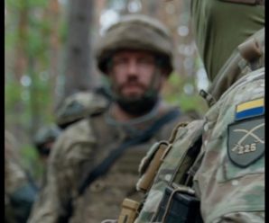 Ця стрічка розповідає про шлях підрозділу, який став символом сучасних українських штурмових військ