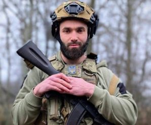 Підписав контракт і очолив медичну службу 68-го батальйону 101-ї окремої бригади Сил ТрО ЗС України.