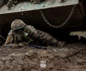 Подолати страх перед важкою технікою — це один із етапів базової загальної військової підготовки