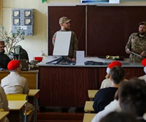 Тотальна мілітаризація: росія залучає дітей від 8 років до програм керування безпілотниками на ТОТ