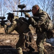 Пейнтбол — це інструмент для відпрацювання тактики, комунікації та швидких рішень у змінній обстановці.