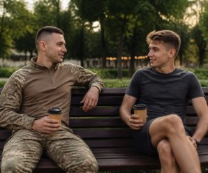 Кожна країна має тих, на кого спирається, коли все хитається.